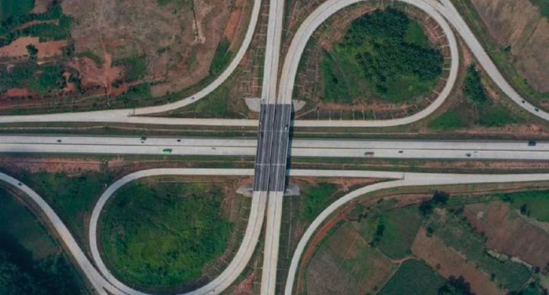 Jalan Tol Terpanjang di Indonesia